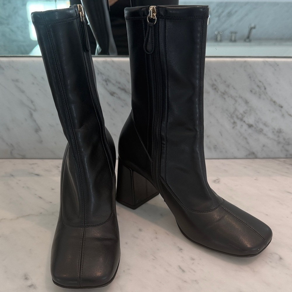 Gianvito Rossi Black Heeled Boots. Wore once. Size 37